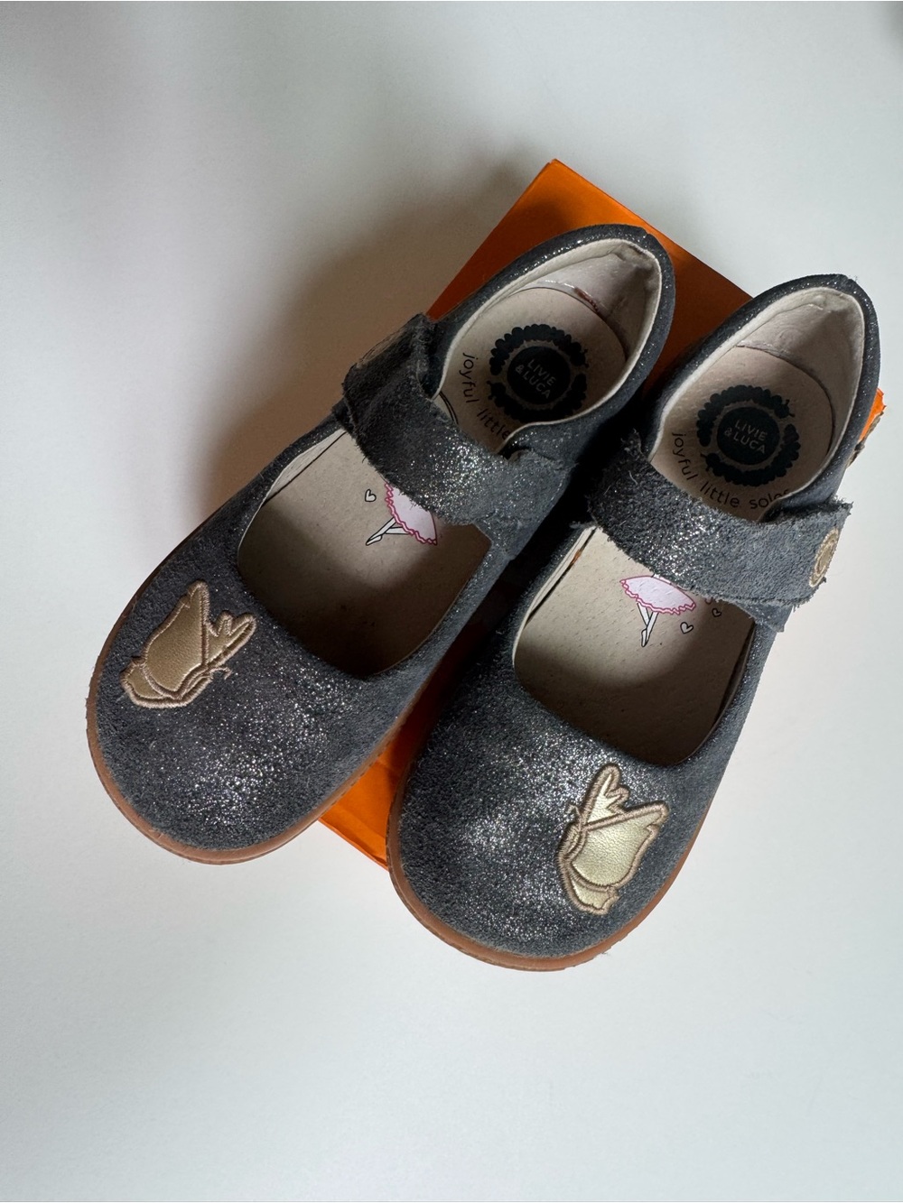 Girls' Gray Glitter Livie & Luca Shoes with Gold Butterfly size 12